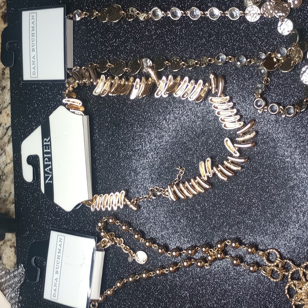 Women's Fashion Necklaces